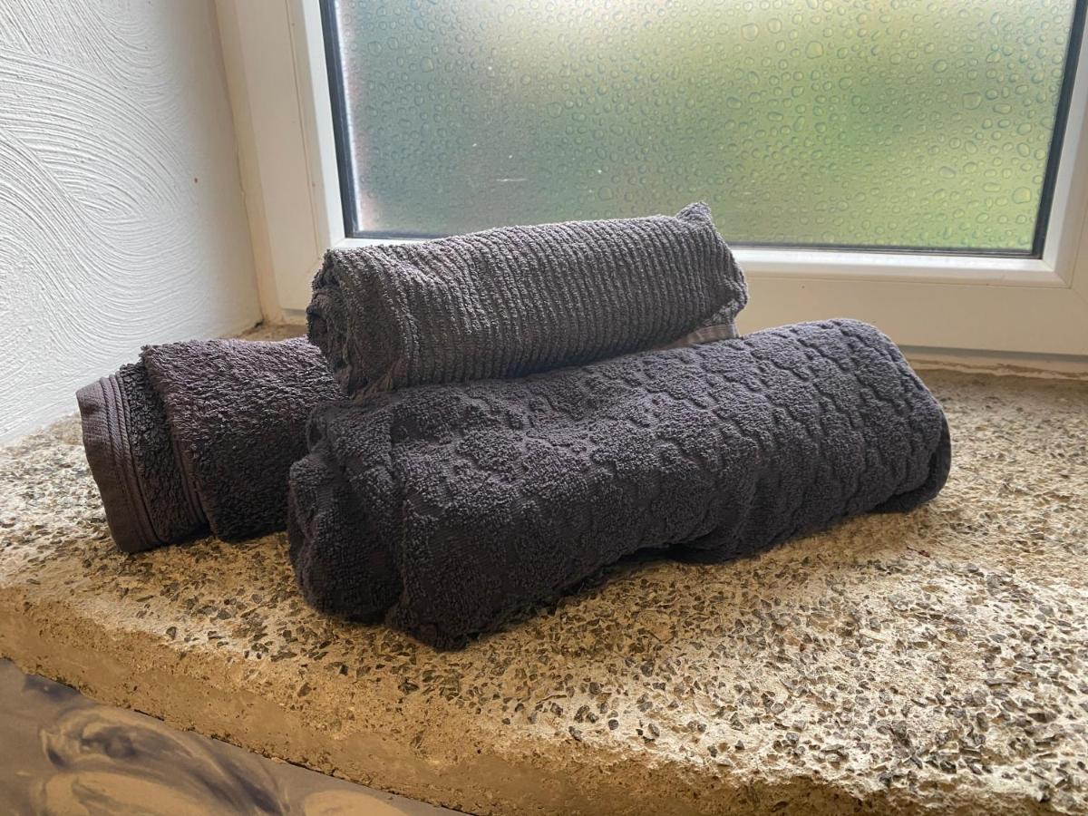 Eifelstein, Apartment Mit Whirlpool Und Ofen Dahlem  Eksteriør bilde