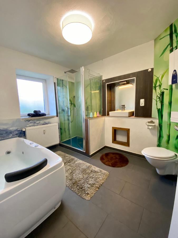 Eifelstein, Apartment Mit Whirlpool Und Ofen Dahlem  Eksteriør bilde